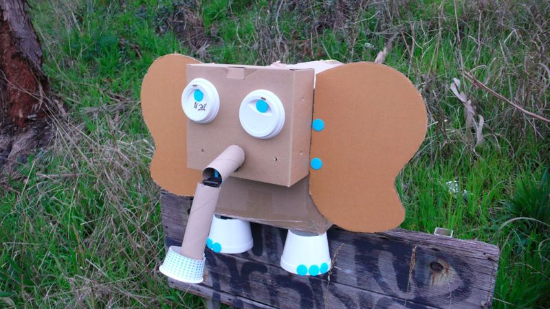 Makedo elephant